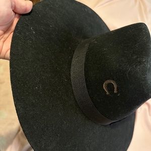 Charlie 1 horse hat